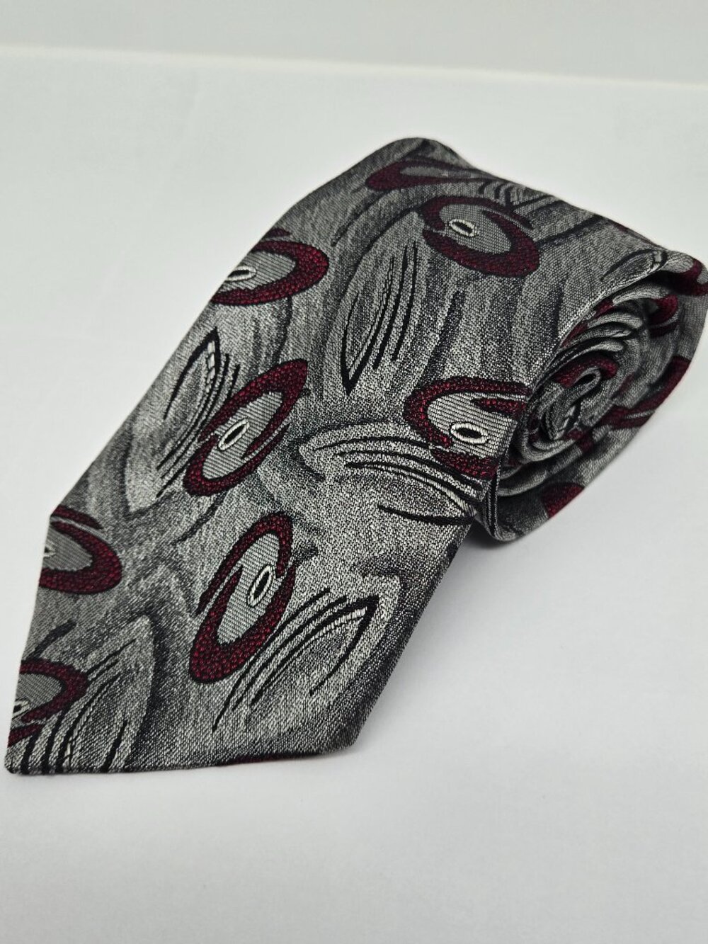 Bugatti 100% Italian Silk Mens Tie, Silver, Grey, Burgundy, 57" WPL-2831